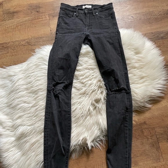 MADEWELL 9” High Rise Skinny Knee Rip Raw Hem Jeans - Picture 5 of 5